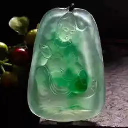 重庆修复800岁千手观音,意外发现暗格,里面的东西让专家很激动