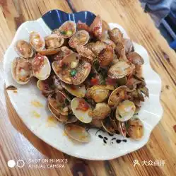 孙小厨小吃的蒜香花甲好不好吃用户评价口味怎么样大理市美食蒜香花甲实拍图片大众点评