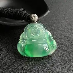 超值推荐冰种飘翠玉佛挂件镶金扣