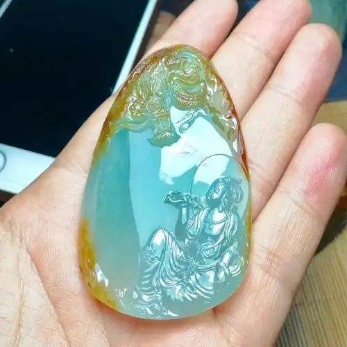 大马坎翡翠原石的基本特征了解多少一件降龙观音作品概述