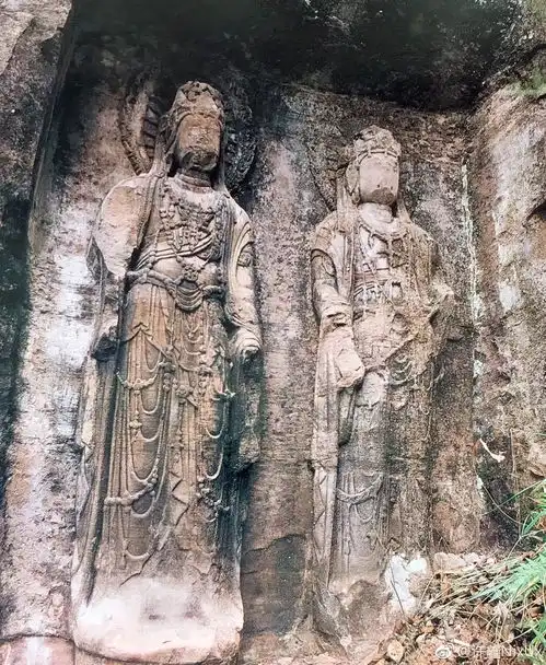 丑到哭国宝级文物遭土味毁容网友求求你,让它烂吧