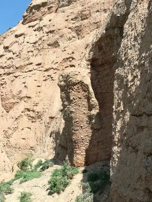 新发现甘肃武威发现中国汉地最早石窟寺佛像文献记载中的沮渠蒙逊佛像惊现天梯山