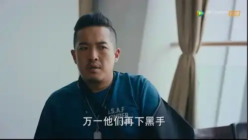 胖子图书馆打鼾,后面小姐姐表情亮了