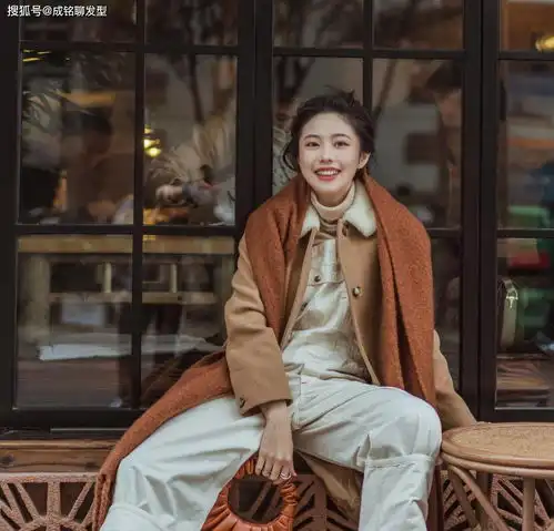 四十岁的女人别穿得太花哨,试试这些基础色搭配,大气简约又高级