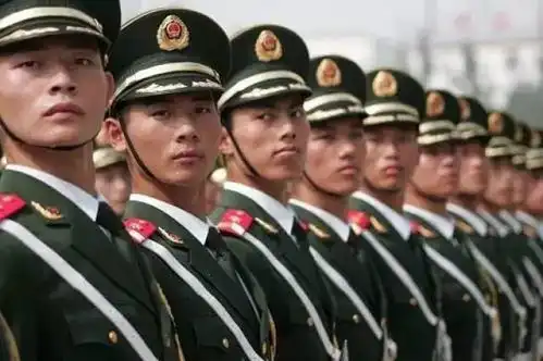 燃爆图集向军人致敬,也向我们激情燃烧的岁月致敬