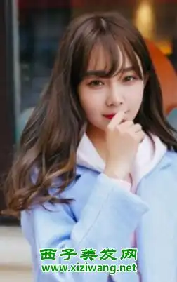 最新女长发齐刘海发型图片
