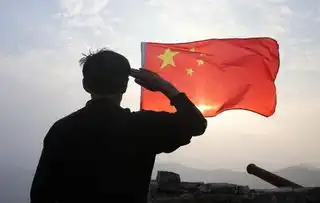 军人重要,还是明星重要军人穷,明星富,不公平