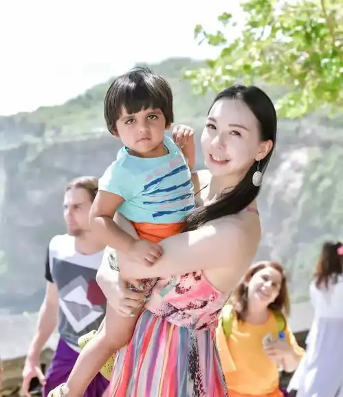 心聚心邀小s林志玲钦点瑜伽皇后唐幼馨,教你比同龄人年轻二十岁