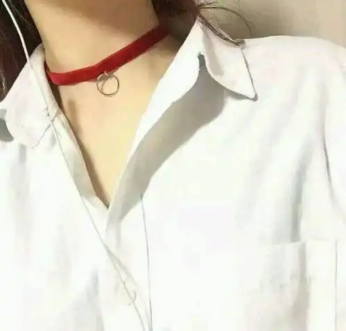 谁能帮我找到这张图片的另一半情侣头像