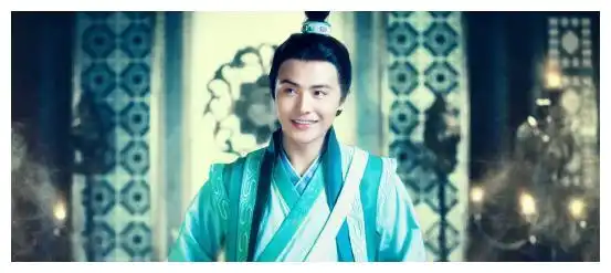 马天宇终于拍古装剧了,白衣妆容很仙气,但女主演技令人堪忧