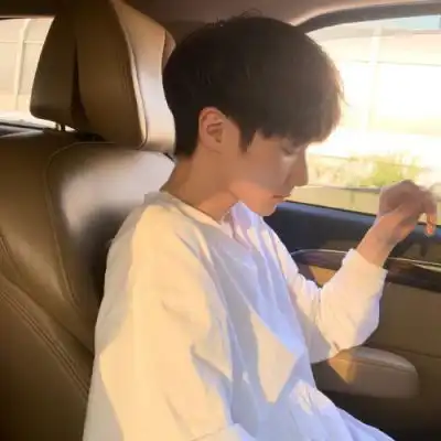2023儒雅个性男生头像
