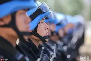 中国军人八一建军节向人民子弟兵致敬