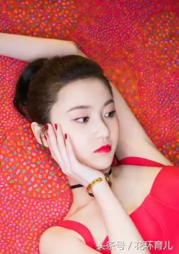 盘点娱乐圈穿红色连衣裙女明星,网友佟丽娅第六,她第一