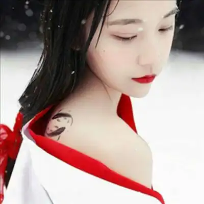 其实我也很介意只是笑着说没关qq女生头像我要个性网