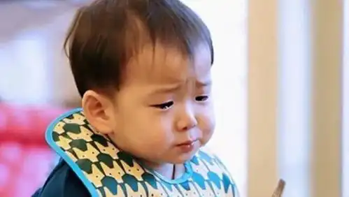 有种可奶可狼叫宋民国,幼时是个表情包,长大帅成长腿欧巴