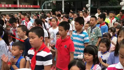哈哈哈,萌娃集体贡献表情包年度大片开学隆重上映了