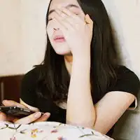 柔和意境窈窕淑女头像