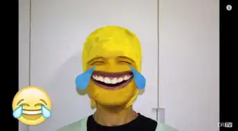 看到这些真人扮演的表情符号,我的内心几乎是崩溃的