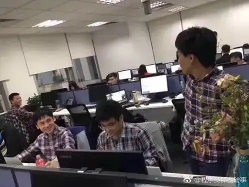 每日神段子人可以多幽默
