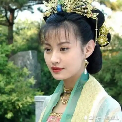 北电上戏中传第一名的杭州姑娘未来可期,长相似女版袁弘