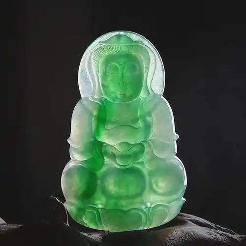 东方男人的魅力,只有翡翠读得懂