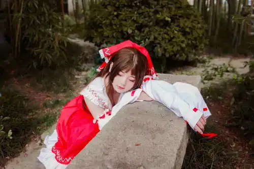 博丽灵梦cosplay