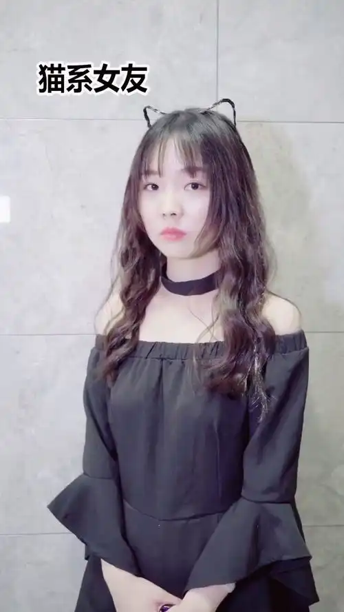 柴犬系女友vs猫系女友,你是哪一种呢