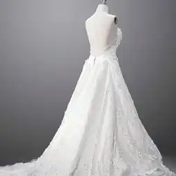 抹胸婚纱