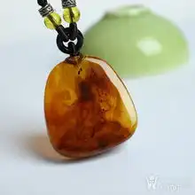 棕红缅甸琥珀虚空藏菩萨吊坠49kk24
