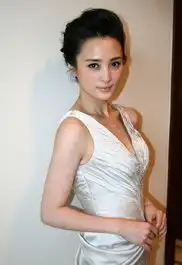 蒋勤勤性感出镜复出代言猛吸金2