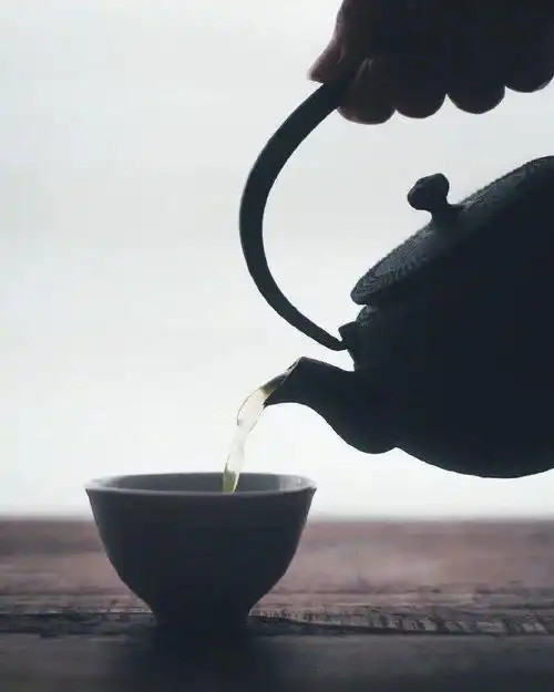 每天生活像一场电影,用坐禅回归那块白色幕布