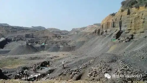 实拍天价翡翠就是这样被挖出来的图