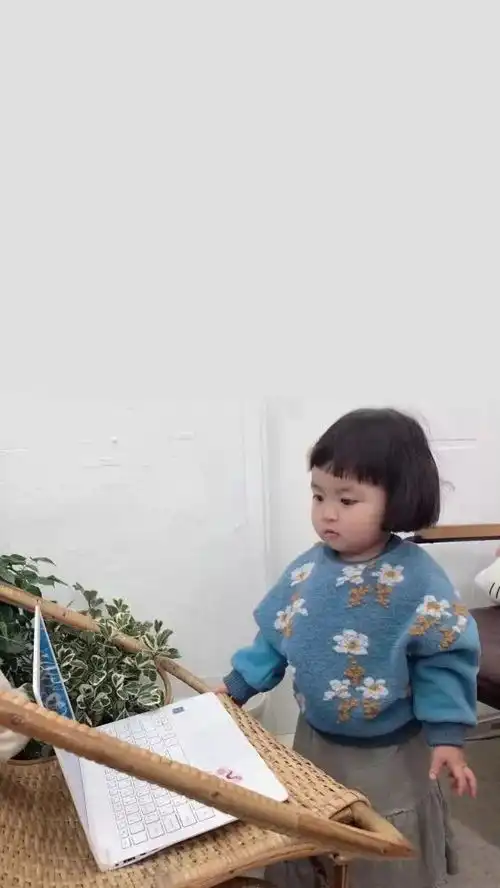 萌娃罗熙壁纸大全