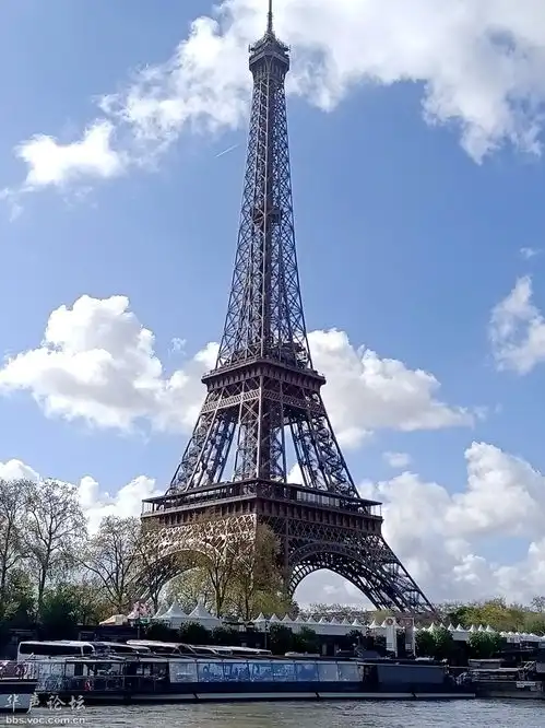 欧洲七国行3法国巴黎地标埃菲尔铁塔和凯旋门风景