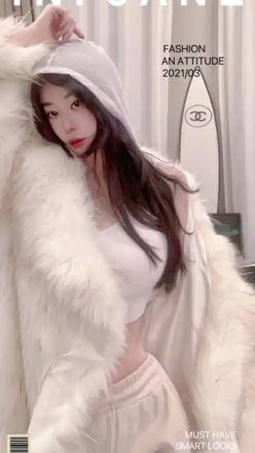 猫系女友撸铁女孩的快乐宇宙很谦虚,明明拥有一切还叫太空