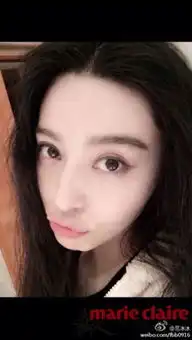 发现了没今年明星们都在拼裸肌