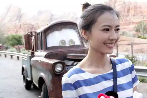 女孩,笑是一种乐观姿态互动