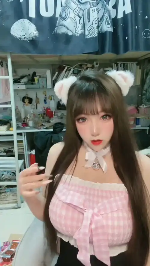 猫系女友,极品好身材