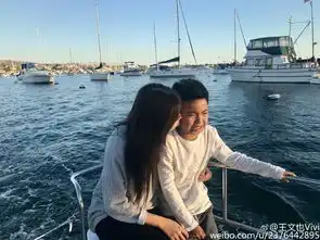 王中磊女儿王文也带弟弟坐游轮,亲吻弟弟惨遭拒绝