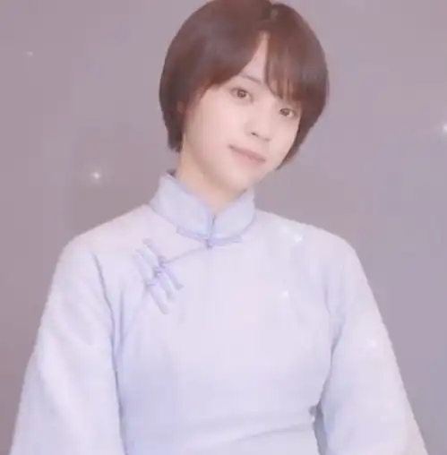 90后女星穿民国服装,欧阳娜娜变土气,赵露思却让全网心动了