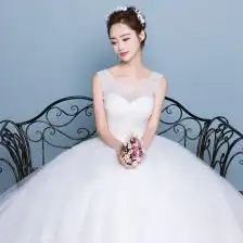 蓬蓬齐地婚纱
