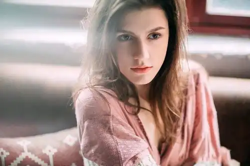 真正的俄罗斯女郎,不是谁都能架持得住,3个要求你能满足吗