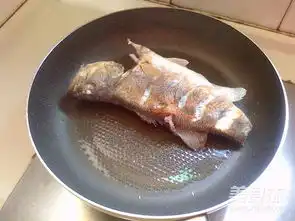 干烧鲈鱼的做法干烧鲈鱼怎么做甜盐蜜语