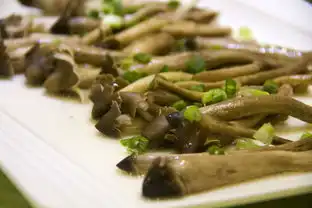 限时的美味荔枝菌