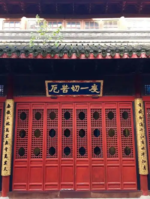 一个人的栖霞寺
