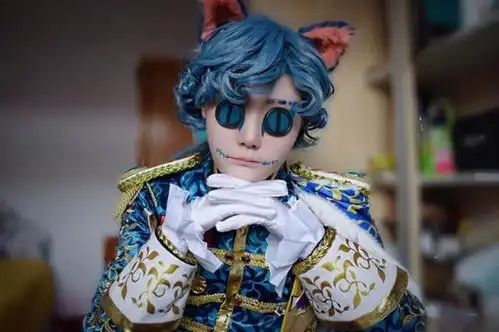 第五人格佣兵限定金皮颜值将超越柴郡猫这句话还为时尚早