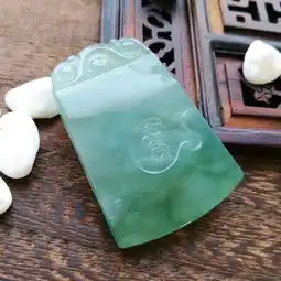 古代墨玉观音吊坠图片大全如果你想进一步了解翡翠