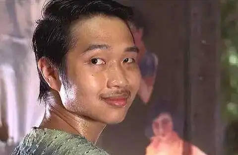 周星驰捧不红他,却成超人气表情包,跟酱爆比就少了一个角色名