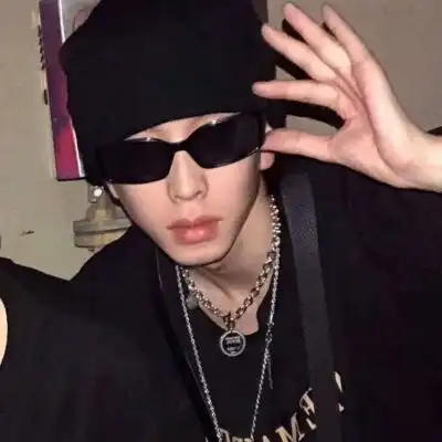 风格男头别辜负时间的馈赠,活出你想要的模样
