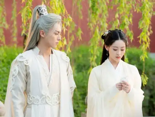 遇龙热播,王鹤棣龙王表情引非议,大家莫名担心魔尊青苍